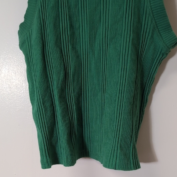 Zara Emerald Ribbed Tank Top - Picture 3 of 13